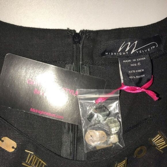 Sleeveless Linen Blend Southwestern Tunic Top Bronze Silver Neckline and Bodice - Picture 5 of 15